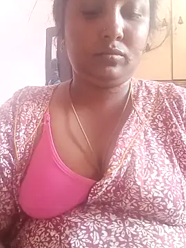 Snapshot of tamilkaviya431 chatting on March 2026 11:39:02 AM tamilkaviya431 online show from March 2026 11:39:02 AM