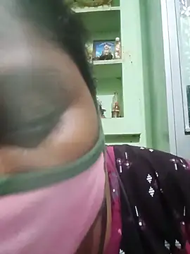 Snapshot of tamilkaviya431 chatting on July 2026 05:52:01 PM tamilkaviya431 online show from July 2026 05:52:01 PM