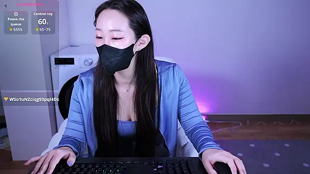 sodami01 online show from February 2026 12:47:02 PM