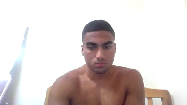 Snapshot of paulobonaventuree chatting on February 2026 07:32:02 PM paulobonaventuree online show from February 2026 07:32:02 PM