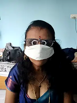 Snapshot of Kannadasexywifes chatting on April 2026 05:32:02 AM Kannadasexywifes online show from April 2026 05:32:02 AM