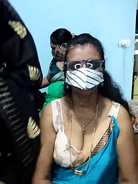 Snapshot of Kannadasexywifes chatting on April 2026 10:40:02 AM Kannadasexywifes online show from April 2026 10:40:02 AM