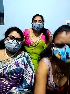 Snapshot of Kannadasexywifes chatting on April 2026 04:04:02 PM Kannadasexywifes online show from April 2026 04:04:02 PM