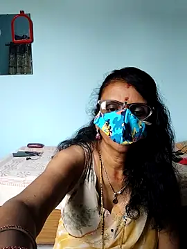 Snapshot of Kannadasexywifes chatting on April 2026 06:11:02 AM Kannadasexywifes online show from April 2026 06:11:02 AM