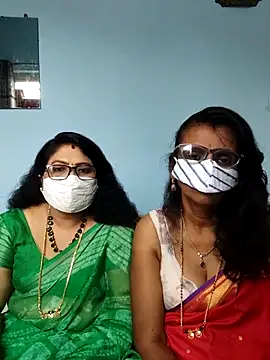 Snapshot of Kannadasexywifes chatting on April 2026 05:33:01 AM Kannadasexywifes online show from April 2026 05:33:01 AM