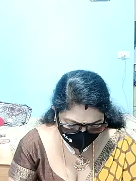 Snapshot of Kannadasexywifes chatting on May 2026 05:18:02 PM Kannadasexywifes online show from May 2026 05:18:02 PM