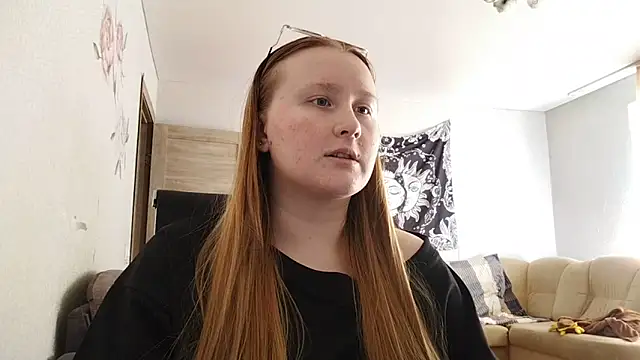 AnikaLipps online show from April 2026 02:05:01 PM