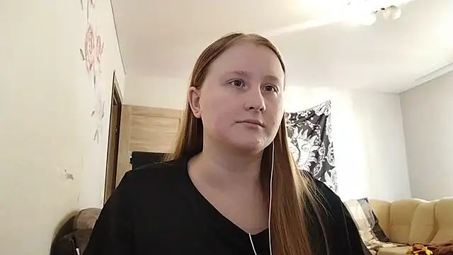 AnikaLipps online show from April 2026 09:44:01 AM