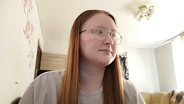 AnikaLipps online show from May 2026 03:06:01 PM