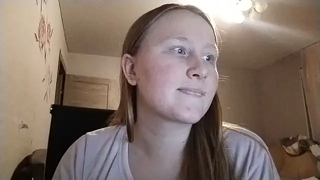 AnikaLipps online show from June 2026 10:46:02 PM