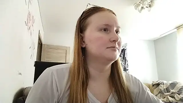 AnikaLipps online show from June 2026 01:54:02 PM