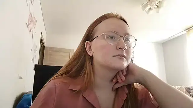 AnikaLipps online show from June 2026 01:03:02 PM