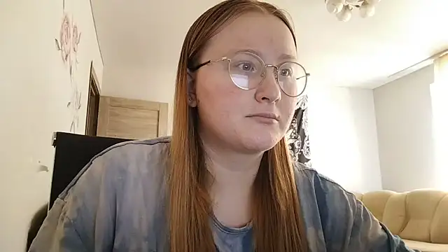 AnikaLipps online show from June 2026 12:22:01 PM