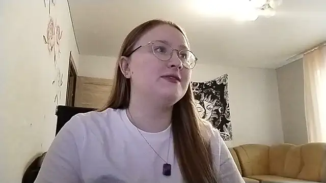AnikaLipps online show from July 2026 01:47:01 PM