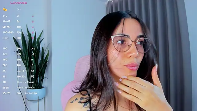 sara ospina22 online show from July 2026 07:27:02 PM
