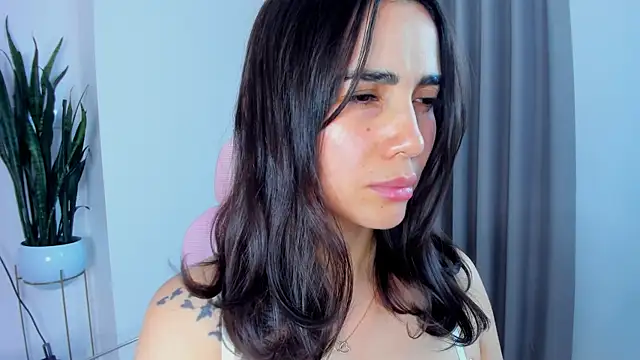 sara ospina22 online show from July 2026 08:18:02 PM