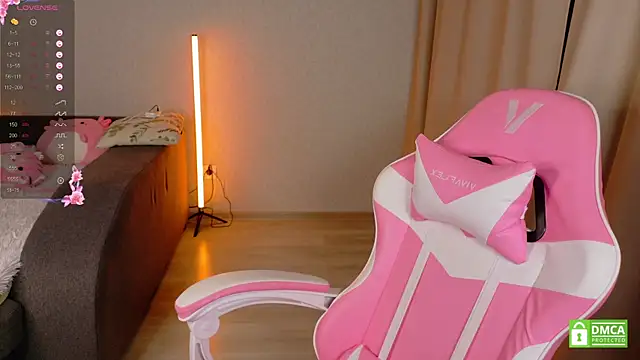 KateNickson online show from March 2026 02:28:01 AM