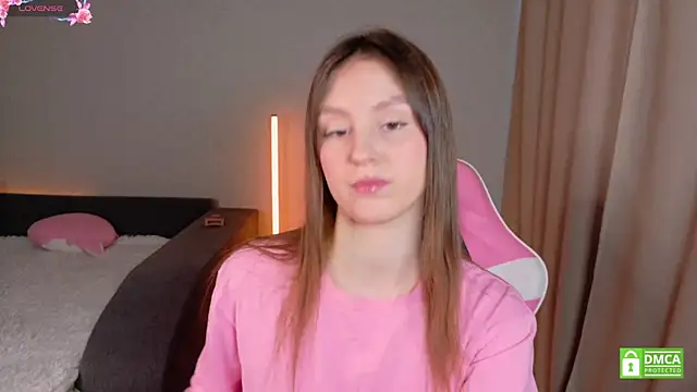 KateNickson online show from April 2026 05:13:01 AM