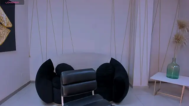 CarolineEvans x online show from February 2026 04:31:02 AM