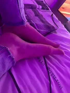 UncasingScrap online show from February 2026 11:45:01 PM