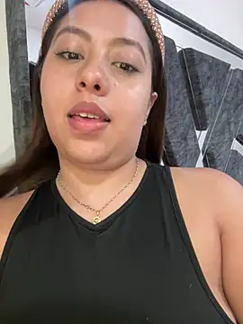 Snapshot of Emiily_joee_ chatting on July 2026 01:42:01 AM Emiily joee online show from July 2026 01:42:01 AM