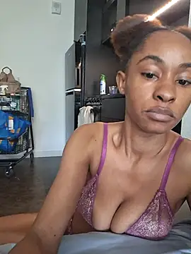 Cinnamonbunn online show from May 2026 04:55:02 PM