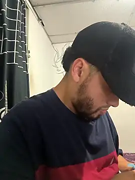 Snapshot of angel_leon01 chatting on March 2026 06:18:01 AM angel leon01 online show from March 2026 06:18:01 AM