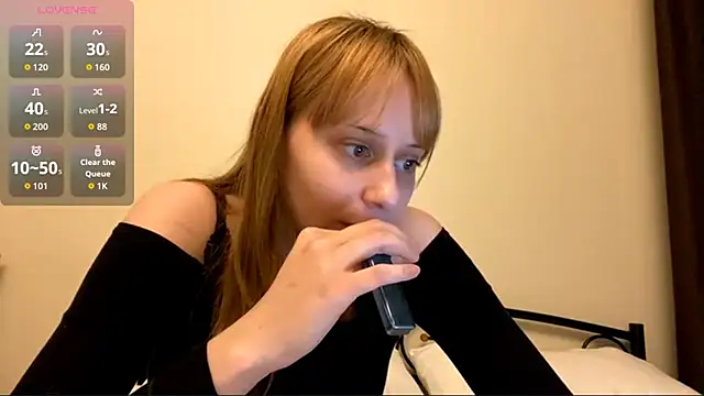 TriciaHartery online show from February 2026 07:14:02 PM