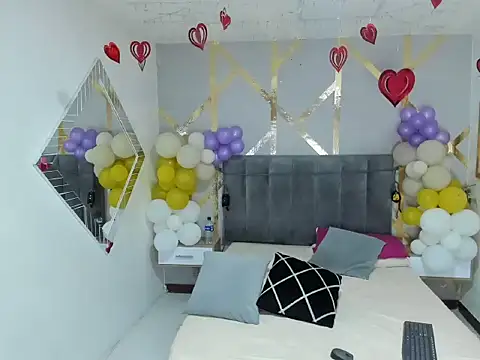 Snapshot of victoriaa_tall chatting on February 2026 02:51:01 AM victoriaa tall online show from February 2026 02:51:01 AM