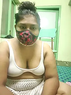 Snapshot of rubinakahtun chatting on February 2026 06:28:01 PM rubinakahtun online show from February 2026 06:28:01 PM