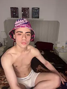 YourFavouriteTwink online show from February 2026 10:30:02 PM