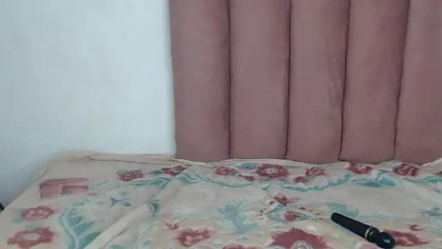 BigBootyEbony  online show from April 2026 06:52:01 PM