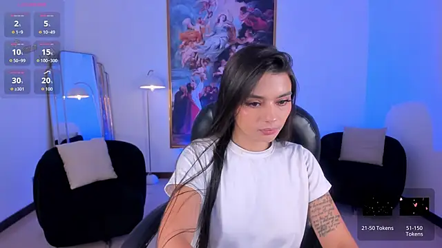 Snapshot of JulietteMoreau chatting on July 2026 11:24:01 AM JulietteMoreau online show from July 2026 11:24:01 AM