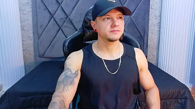 TYSONRICH1 online show from February 2026 06:41:02 PM