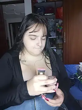 daphneev online show from May 2026 09:23:02 PM
