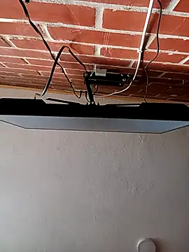 kiki milu online show from April 2026 08:51:01 PM