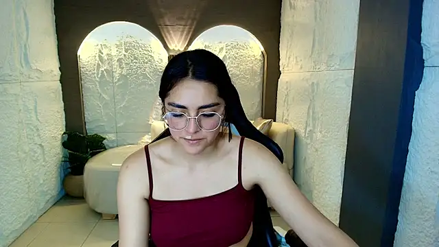 Snapshot of Marianna_r_ chatting on February 2026 07:24:02 PM Marianna r online show from February 2026 07:24:02 PM