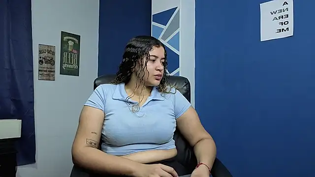 goodgirlxxl online show from April 2026 02:22:02 AM