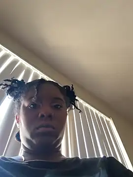 ShortcakeMochaa online show from February 2026 07:09:01 PM