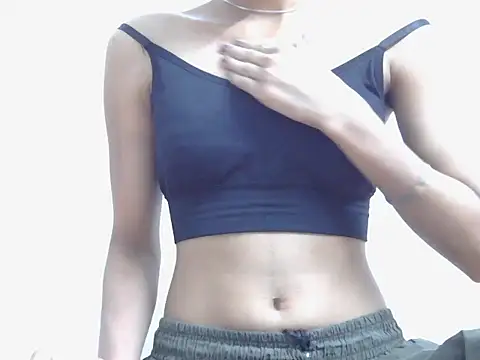 liliy 00 online show from February 2026 06:06:02 PM