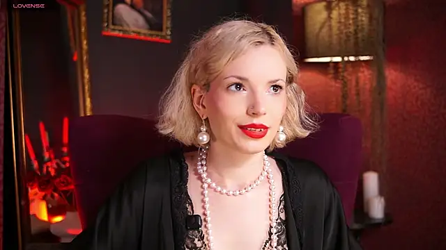 VinylKiss online show from July 2026 08:51:01 PM