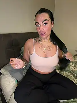 Snapshot of Darkfantisyx chatting on February 2026 05:55:02 PM Darkfantisyx online show from February 2026 05:55:02 PM