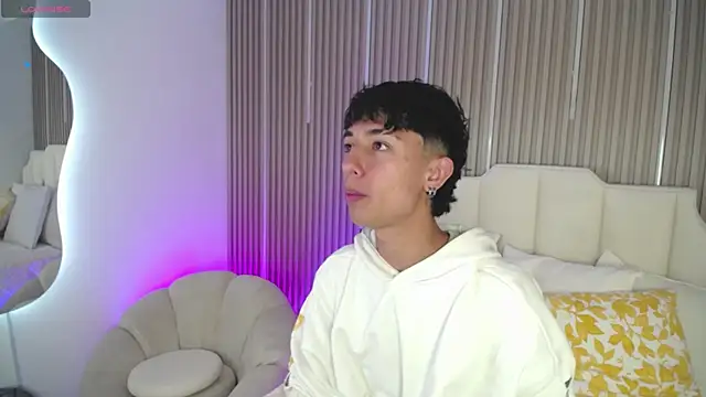 Aiden Rivers  online show from February 2026 12:26:01 PM