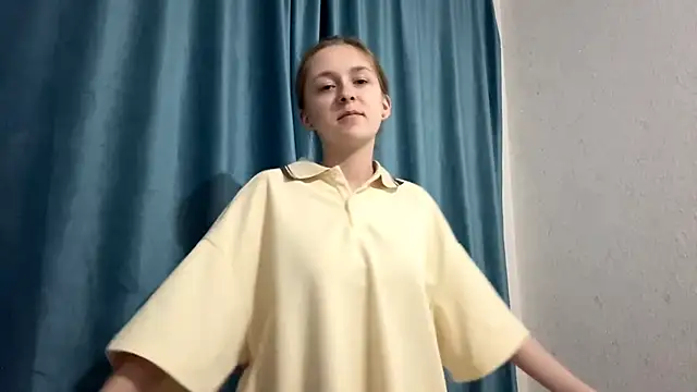 Snapshot of StaticBliss chatting on February 2026 01:18:02 AM StaticBliss online show from February 2026 01:18:02 AM