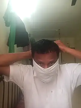 Snapshot of hunk_man chatting on February 2026 12:17:01 PM hunk man online show from February 2026 12:17:01 PM