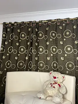 soffii-estrella online show from April 2026 06:14:01 AM