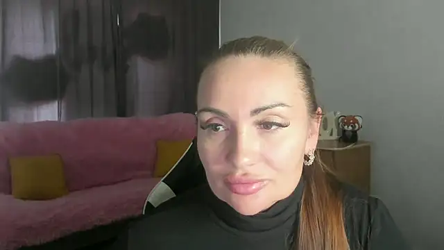 StripGyrl online show from April 2026 07:28:01 AM