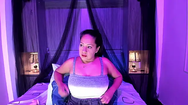 AllieBennet online show from June 2026 12:30:02 PM