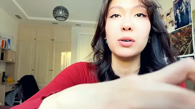 Snapshot of HannaOreo chatting on February 2026 09:50:02 AM HannaOreo online show from February 2026 09:50:02 AM