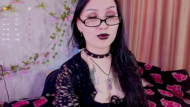 Snapshot of ThoraHaring chatting on March 2026 05:44:01 AM ThoraHaring online show from March 2026 05:44:01 AM